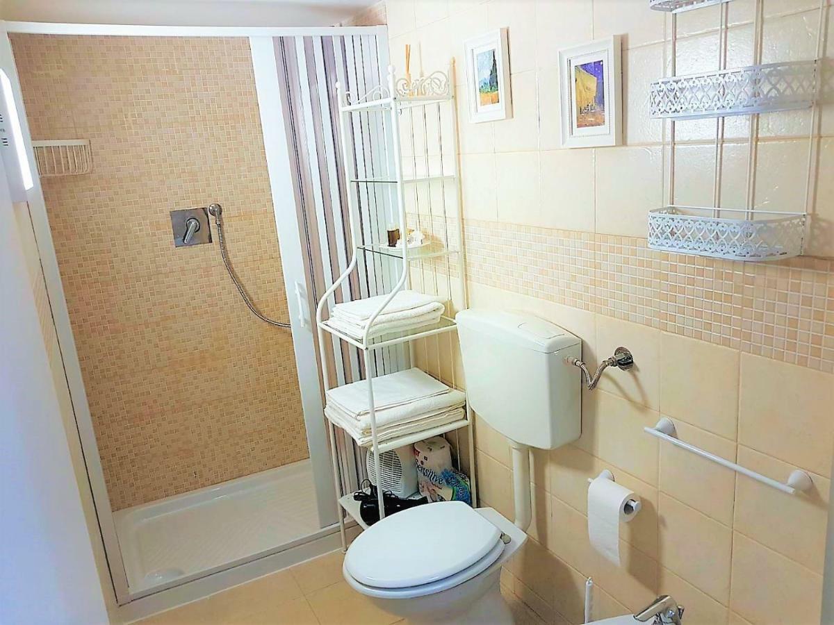 More Apartments The Castle バーリ エクステリア 写真